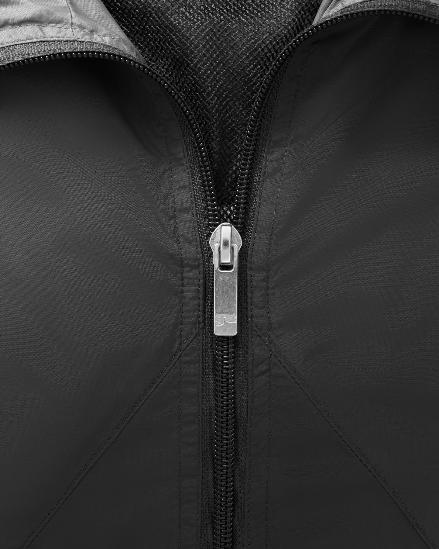 Perec windbreaker