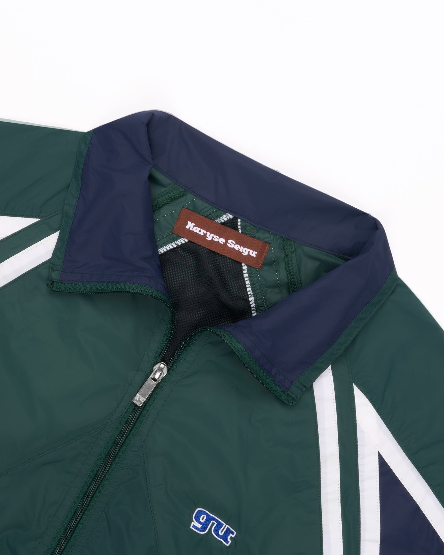 Perec windbreaker